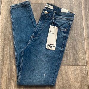 Zara Hi-Rise Skinny Jeans